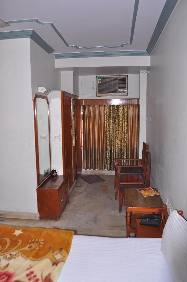 Simla Hotel Jaipur Exterior photo